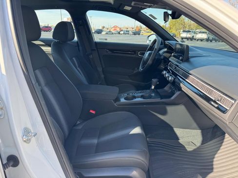 Certified 2025 Honda Civic FWD Hybrid Sedan image 16