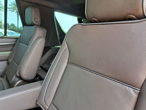 Used 2023 GMC Yukon Denali RWD image 22