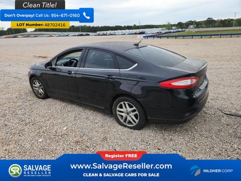 Used 2014 Ford Fusion SE FWD image 3