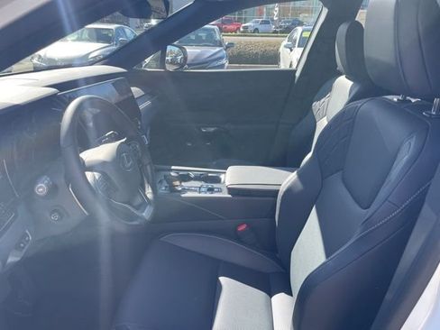 New 2026 Lexus RX 450h AWD image 11