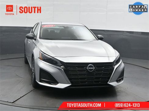 Used 2025 Nissan Altima 2.5 SV image 6
