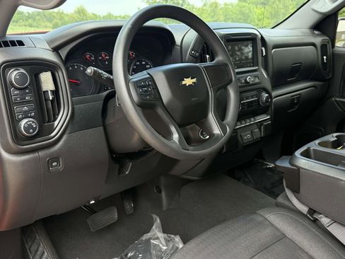 Used 2023 Chevrolet Silverado 1500 Custom AWD/4WD image 24