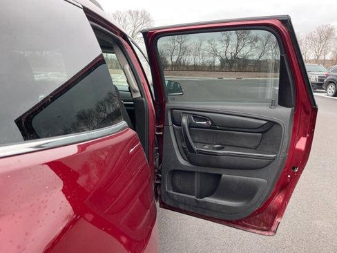 Used 2016 Chevrolet Traverse LT w/ Style and Technology Package image 29
