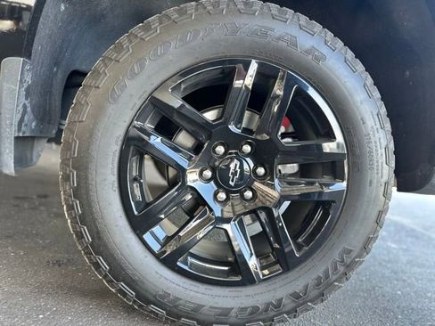 Used 2024 Chevrolet Silverado 1500 RST w/ Convenience Package II AWD/4WD image 7