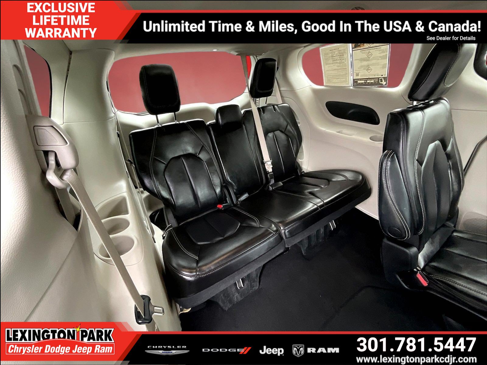Used 2023 Chrysler Pacifica Touring-L FWD image 24
