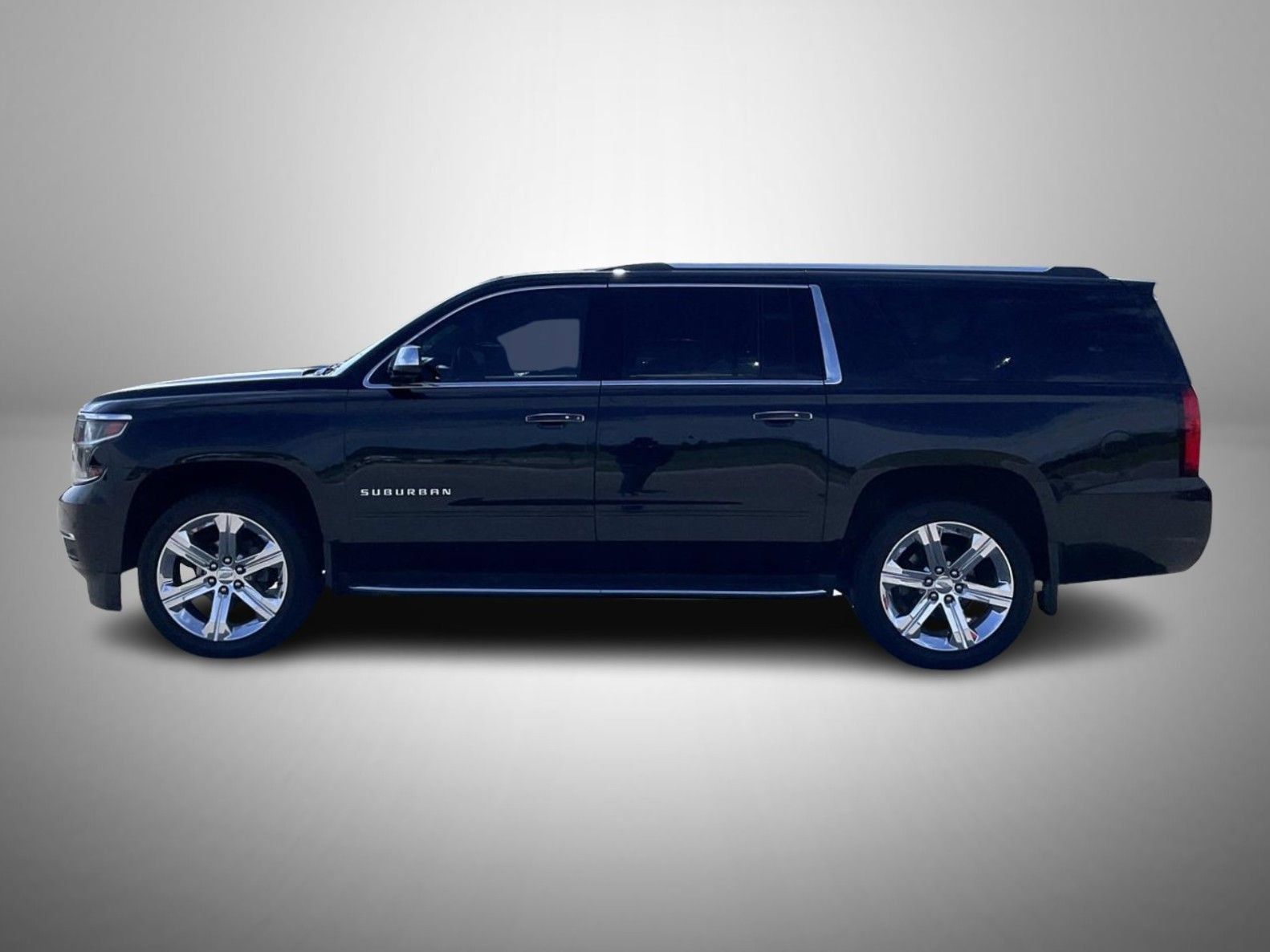 Used 2017 Chevrolet Suburban Premier AWD/4WD image 8