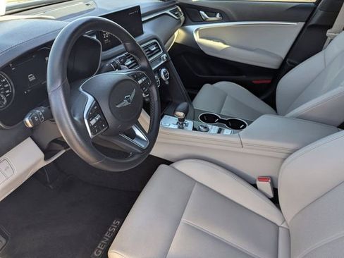 Used 2023 Genesis G70 2.0T image 21