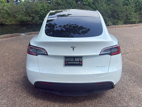 Used 2020 Tesla Model Y Long Range AWD/4WD image 7