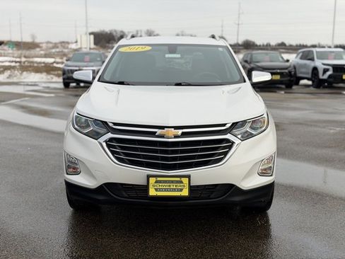 Used 2019 Chevrolet Equinox Premier image 2