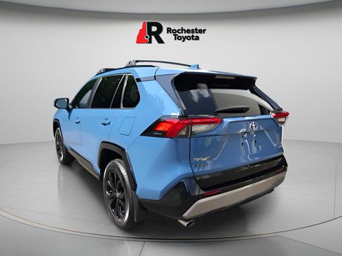 Certified 2022 Toyota RAV4 SE w/ Convenience Package AWD/4WD image 5