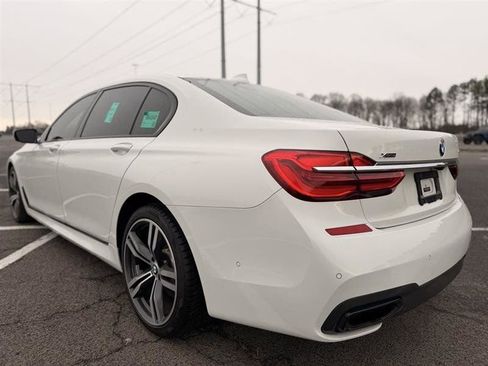 Used 2016 BMW 750i xDrive AWD/4WD image 3