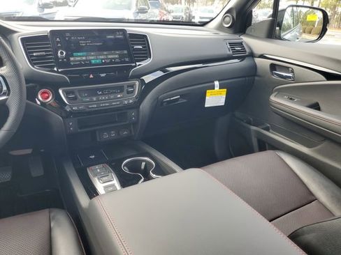 New 2026 Honda Ridgeline Black Edition image 11