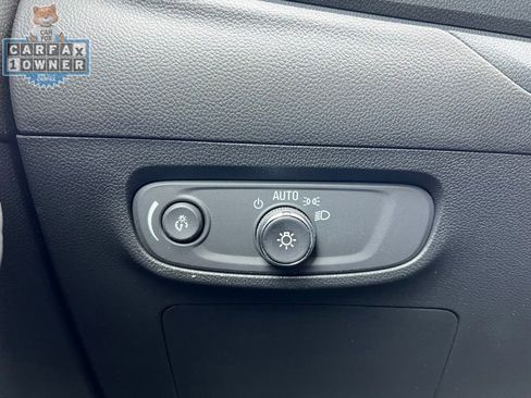 Used 2025 Buick Encore GX Avenir w/ Avenir Technology Package FWD image 11