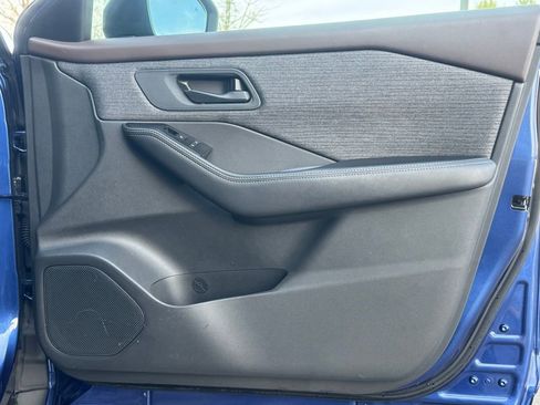 Used 2021 Nissan Rogue S image 43