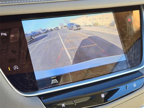 Used 2021 Cadillac XT5 Premium Luxury image 19