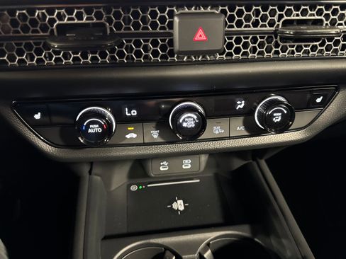 Certified 2026 Honda HR-V Sport image 23
