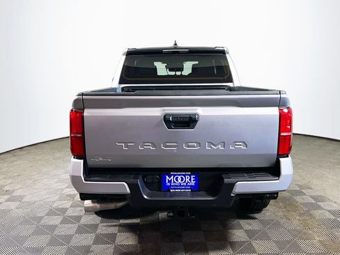 Certified 2025 Toyota Tacoma SR5 AWD/4WD image 6