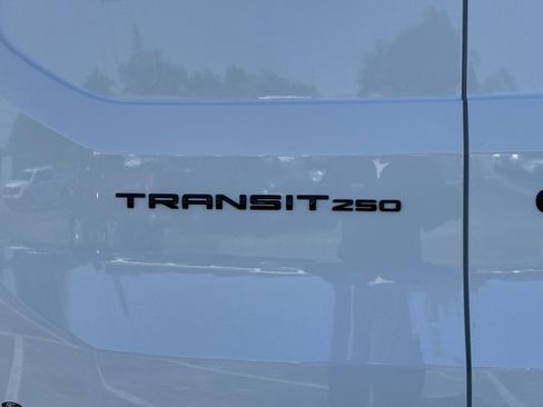 New 2026 Ford Transit 250 148 Medium Roof w/ Load Area Protection Package RWD image 9