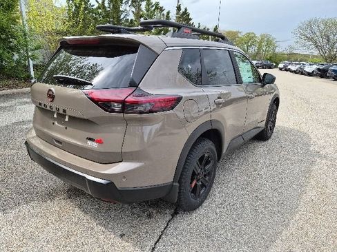 New 2026 Nissan Rogue SV w/ Rock Creek Premium Package AWD/4WD image 9