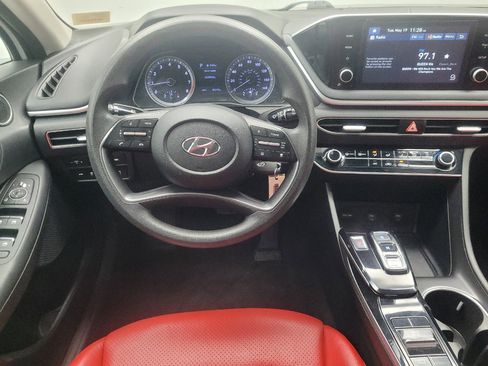 Used 2021 Hyundai Sonata SE w/ Preferred Accessory Package FWD image 22