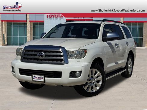 Used 2013 Toyota Sequoia Platinum image 1