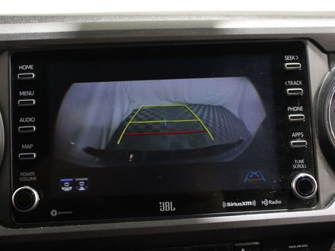 Used 2022 Toyota Tacoma TRD Sport image 17