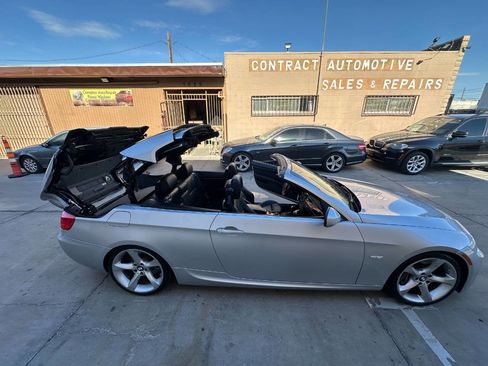 Used 2013 BMW 335i Convertible image 17