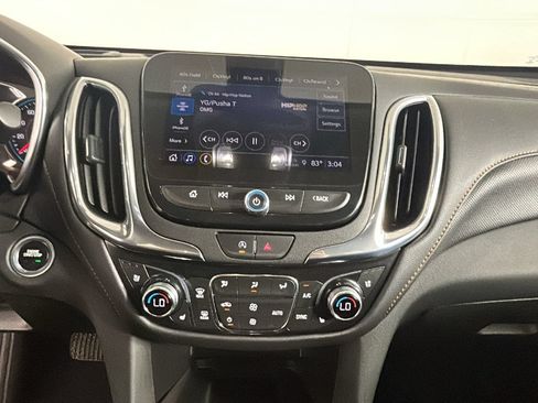 Used 2022 Chevrolet Equinox Premier AWD/4WD image 27