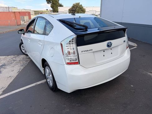 Used 2010 Toyota Prius Two FWD image 12