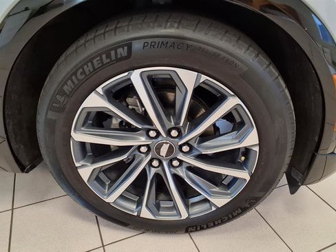 Certified 2024 Cadillac Lyriq Sport image 8