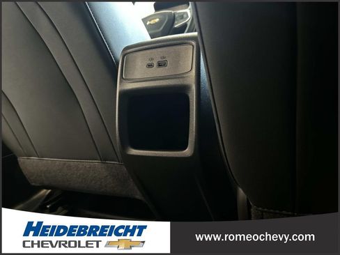Used 2024 Chevrolet Trax LT w/ Driver Confidence Package FWD image 17
