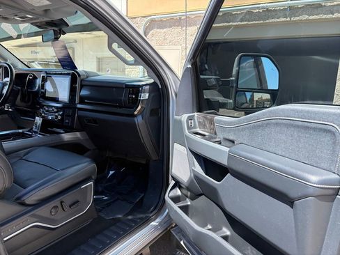 Certified 2023 Ford F450 Lariat w/ Lariat Ultimate Package AWD/4WD image 33