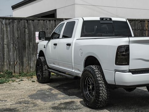 Used 2023 RAM 2500 Tradesman image 11