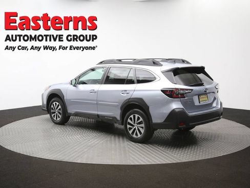 Used 2025 Subaru Outback Premium AWD/4WD image 57
