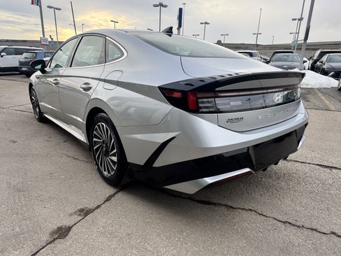 Certified 2025 Hyundai Sonata SEL image 5