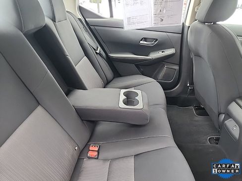 Used 2022 Nissan Sentra SV w/ Trunk Package image 30