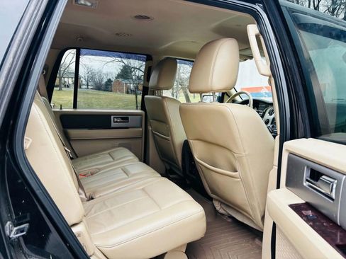 Used 2013 Ford Expedition XLT image 9