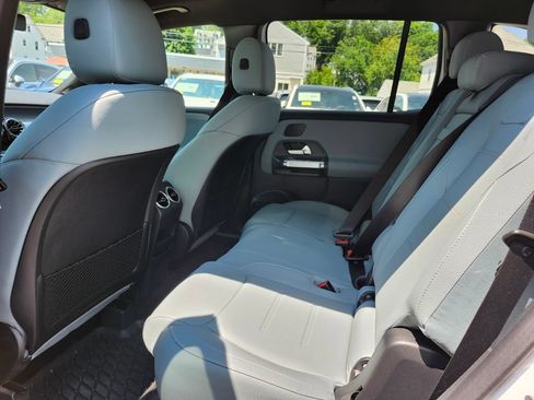 Certified 2026 Mercedes-Benz GLB 250 4MATIC image 17