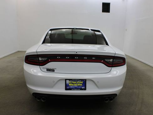 Used 2023 Dodge Charger SXT RWD image 4
