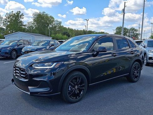 New 2027 Honda HR-V Sport image 2