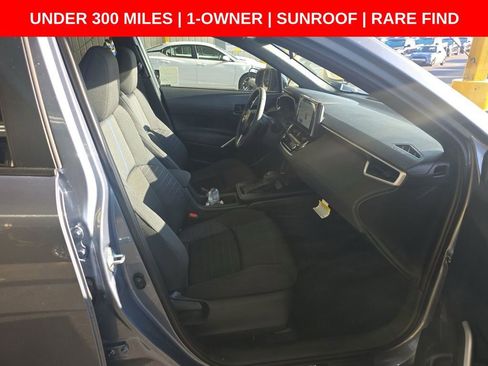 Used 2026 Toyota Corolla Cross AWD Hybrid w/ Moonroof Package image 12