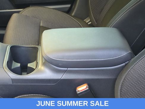 Used 2025 Subaru Outback Premium AWD/4WD image 9