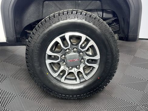 Used 2023 GMC Sierra 3500 SLE w/ SLE Convenience Package AWD/4WD image 29