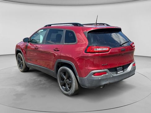 Used 2017 Jeep Cherokee Limited AWD/4WD image 5