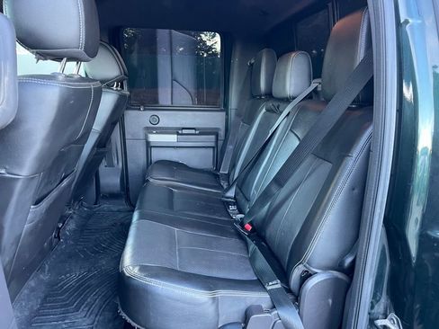 Used 2015 Ford F250 Lariat image 11