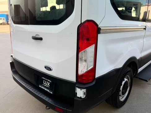 Used 2019 Ford Transit 150 XL RWD image 8