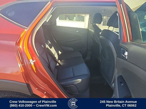 Used 2018 Hyundai Tucson SE w/ Cargo Package image 15