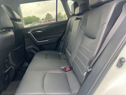 Used 2021 Toyota RAV4 XLE Premium AWD/4WD image 9