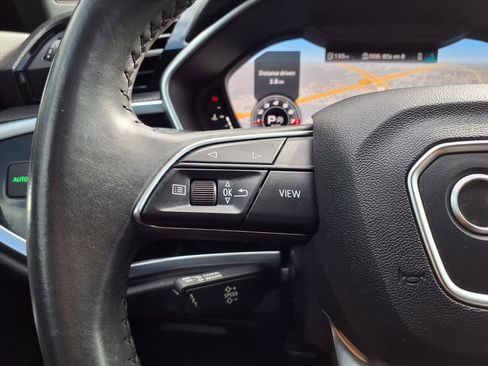 Used 2020 Audi Q3 2.0T Premium Plus w/ Premium Plus Package image 16