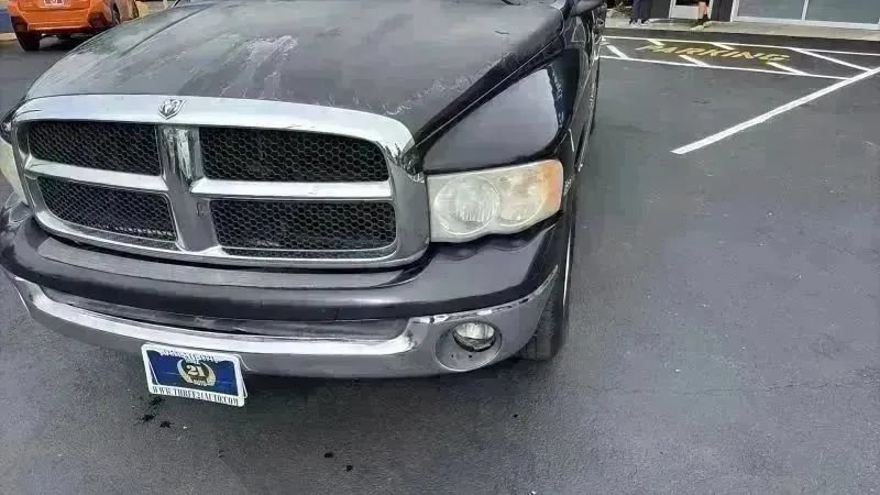 Used 2004 Dodge Ram 1500 Truck SLT w/ Trailer Tow Group RWD image 4